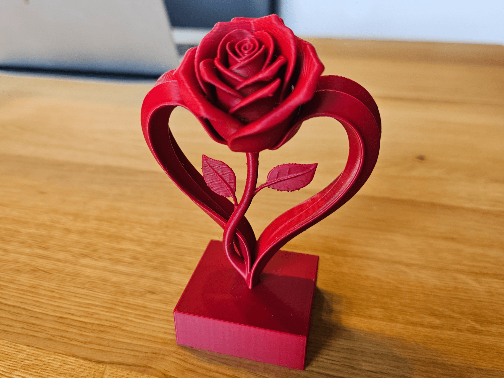 Eternal Rose Heart – A Romantic Keepsake That Never Wilts