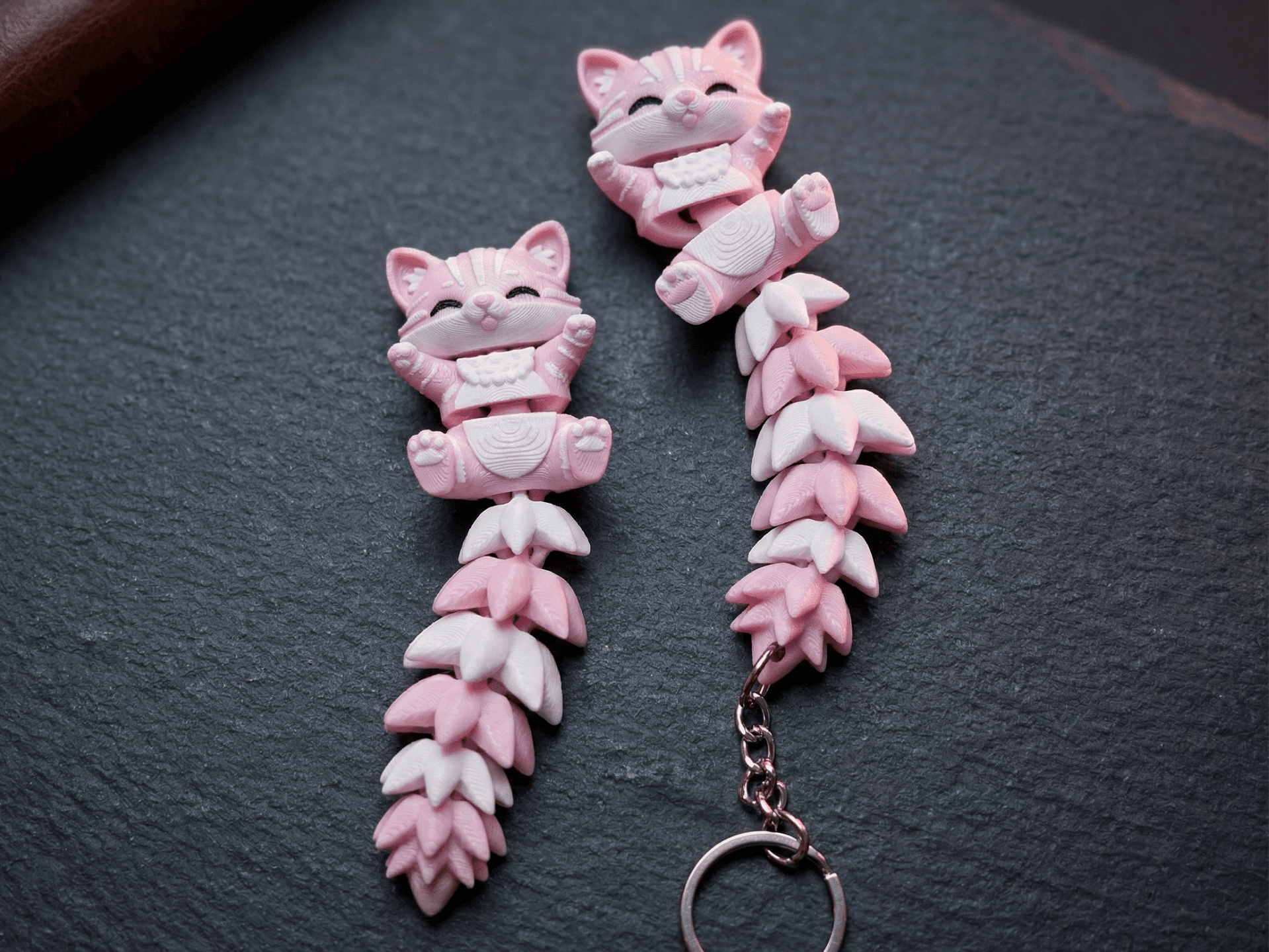 Fluffy Tail Cat – Flexi Toy & Keychain