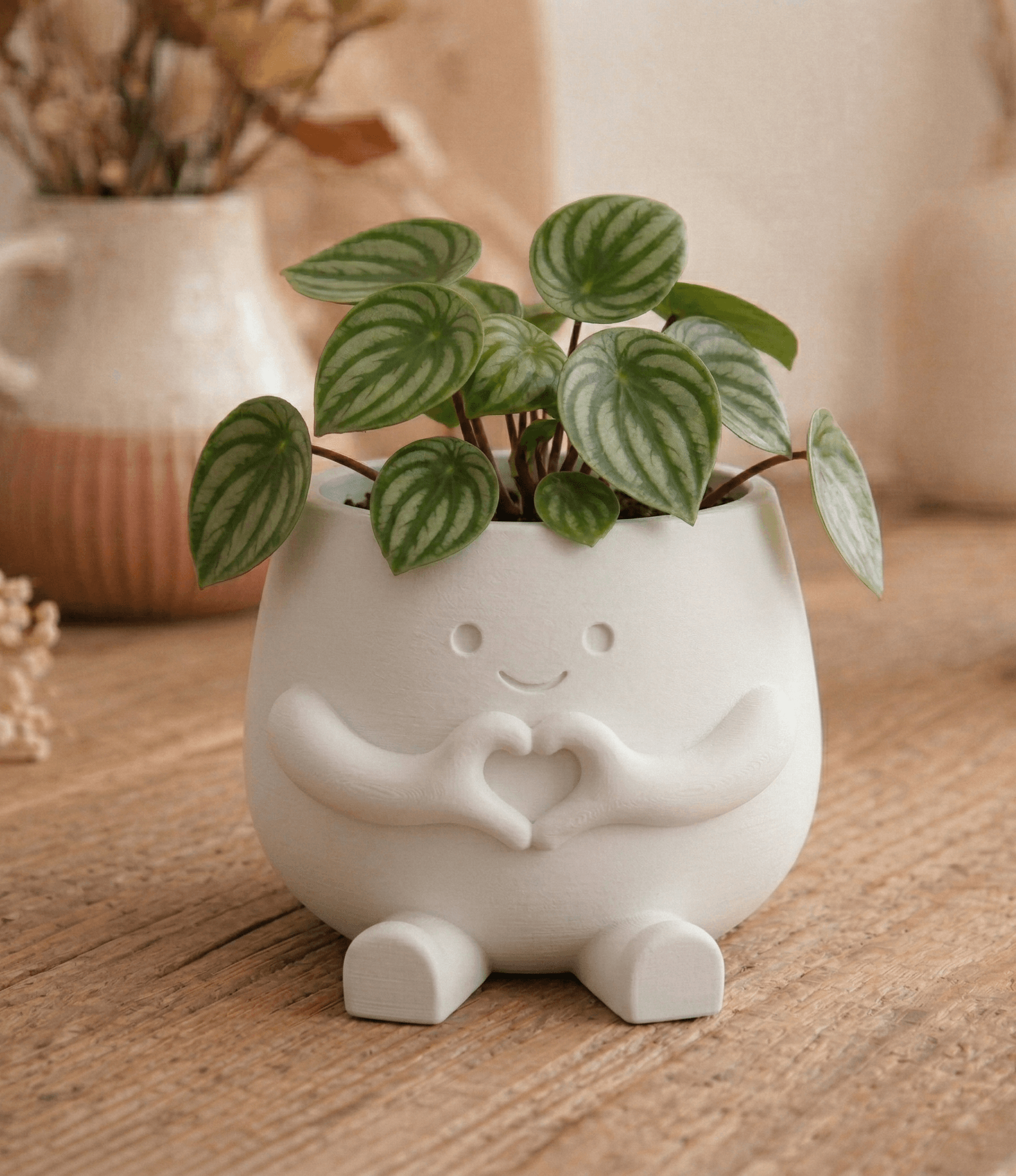 Hearty Pot – Heart-Hands Planter