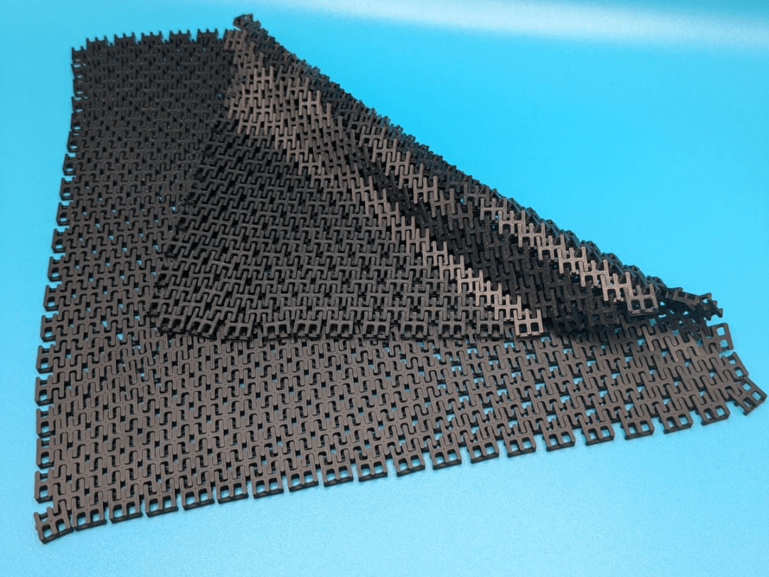 Satisfying Fabric – Flexible Fidget Sheet