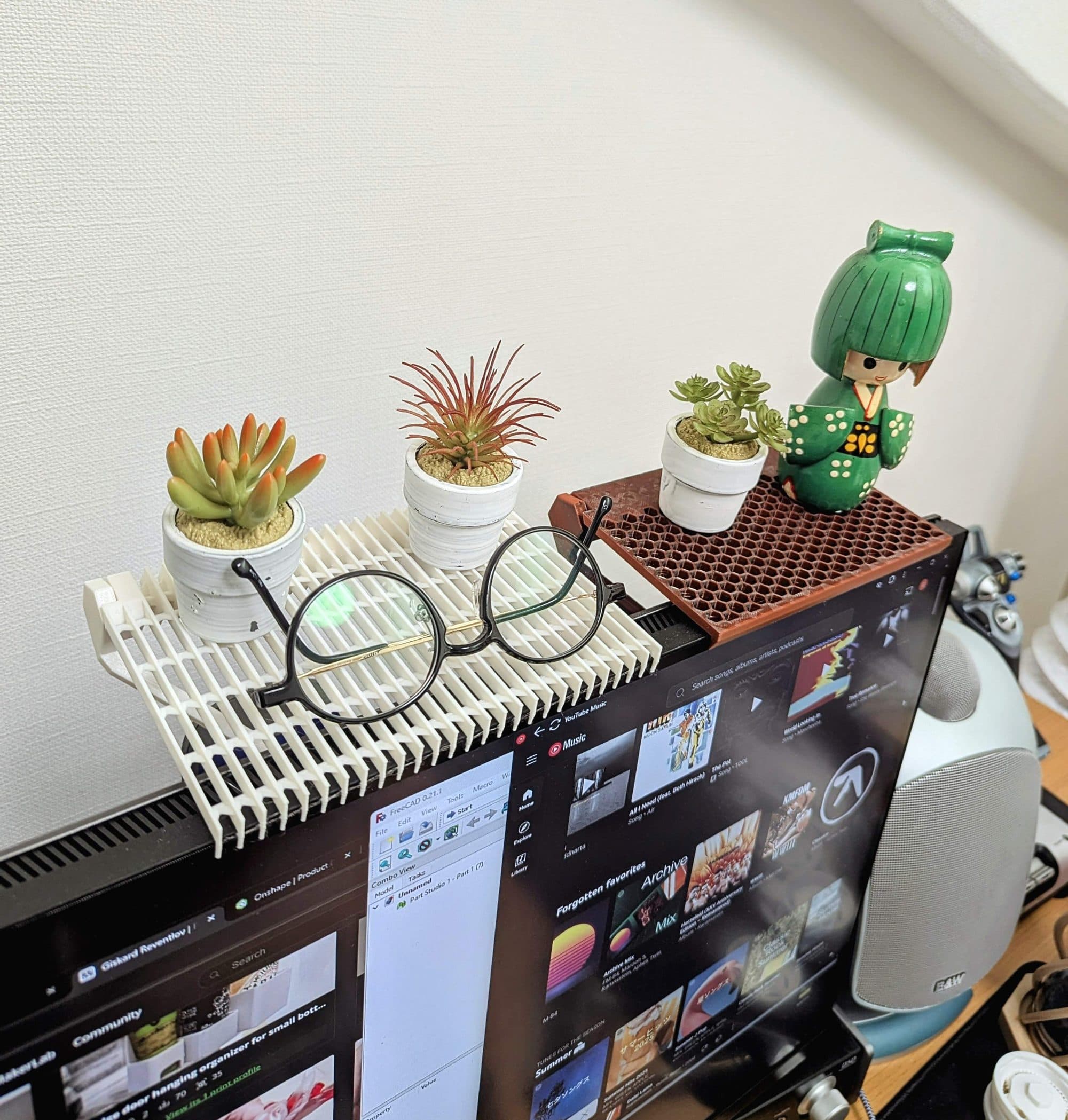 Adjustable Monitor Shelf – Fits Any Display
