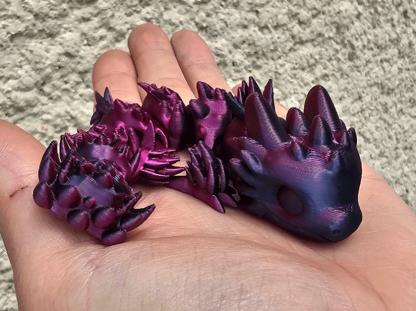 Baby Dragon – Pocket-Size Poseable Pal