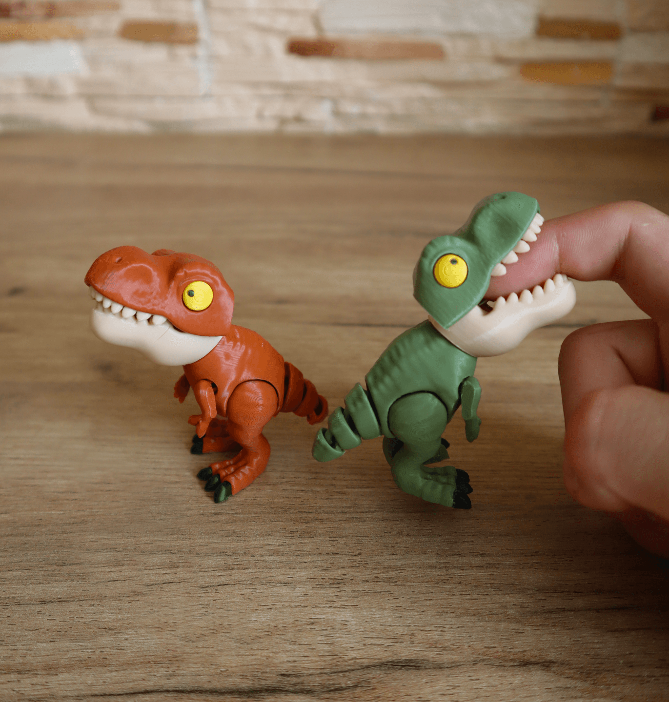 Biting T-Rex – Snappy Dinosaur Display Model