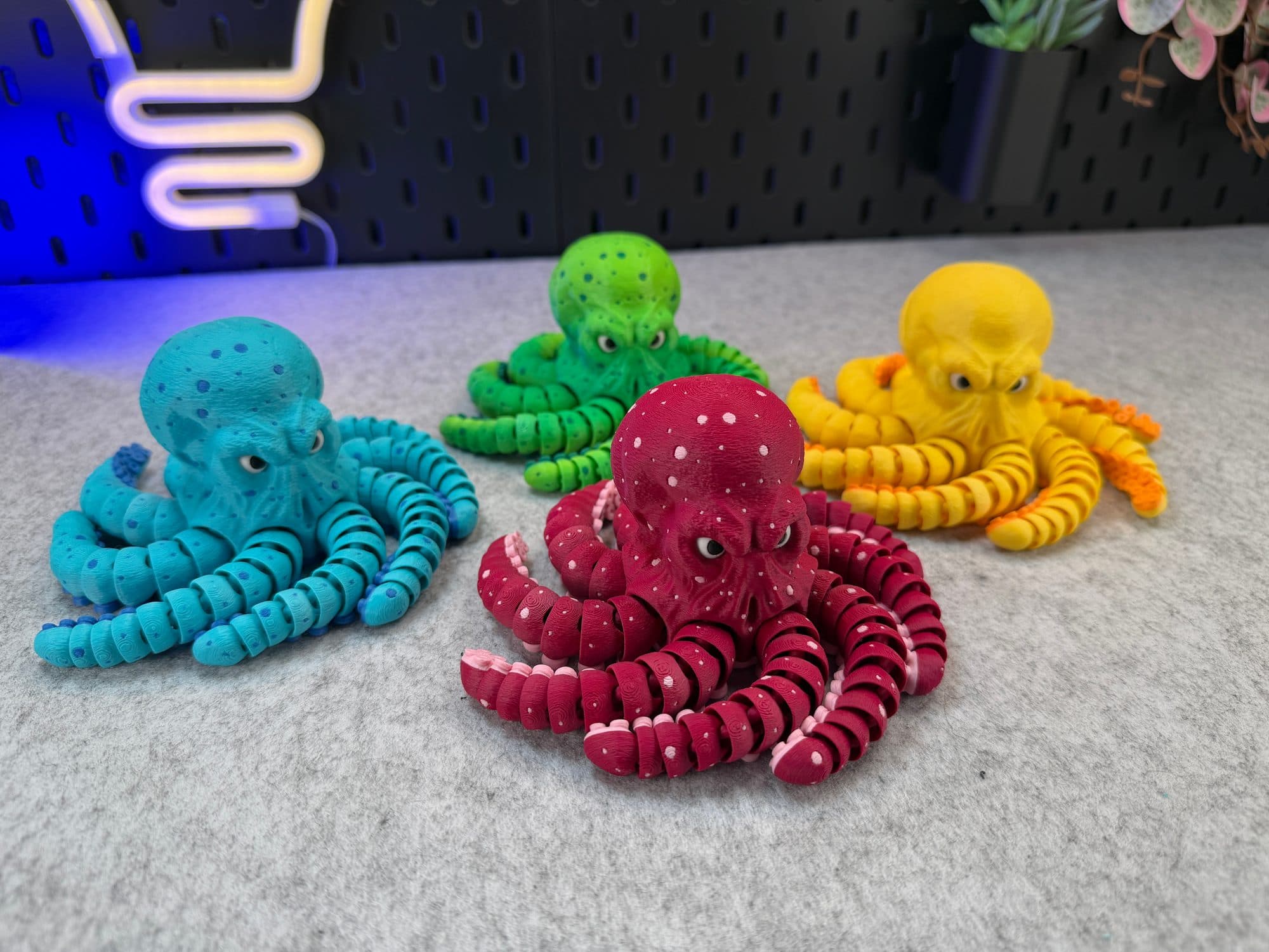Classic Flexi Octopus – Eight Moving Arms