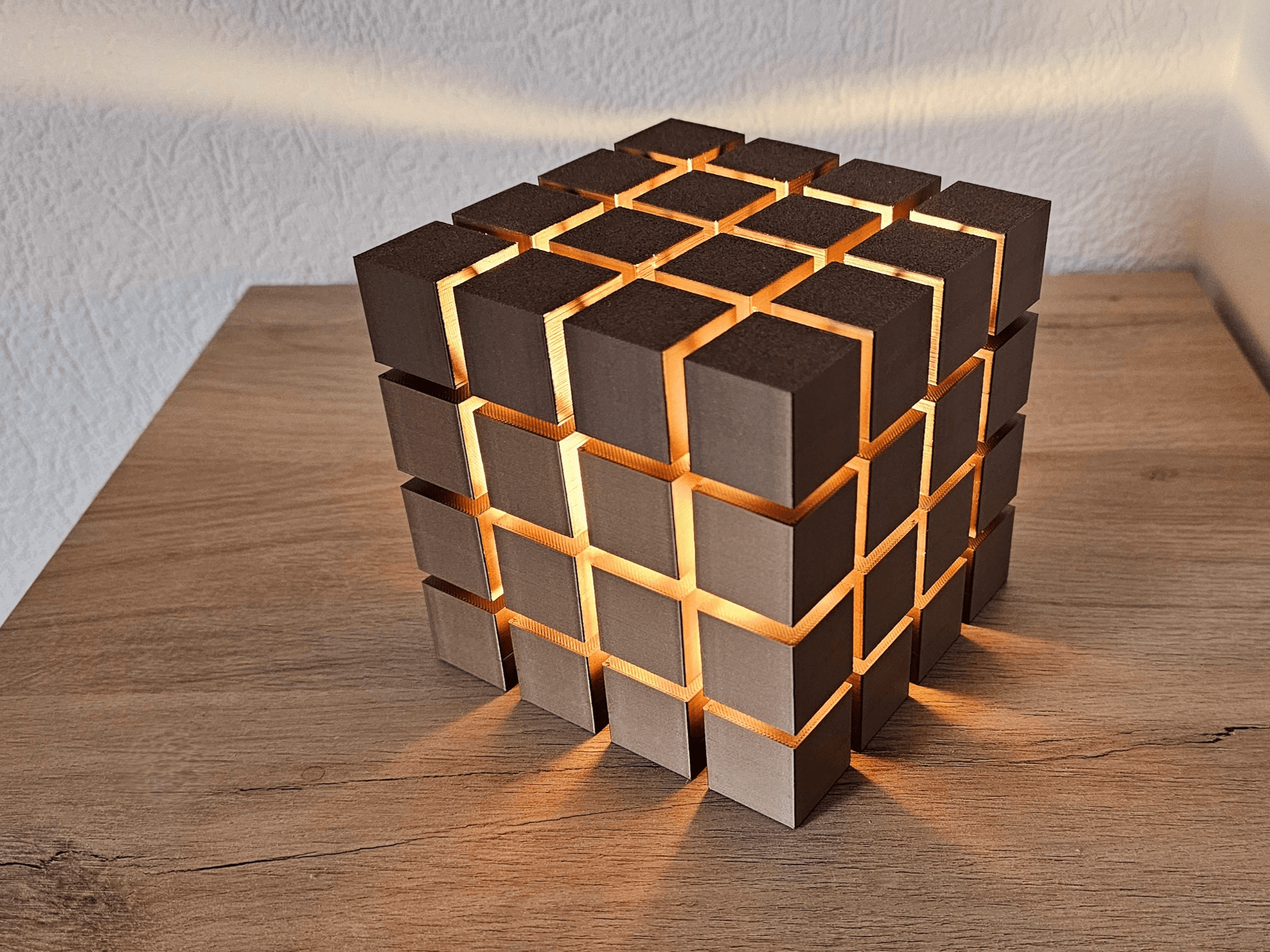CubeStack Lamp – Modular Geometric Table Light