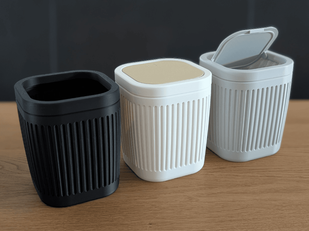Desktop Trash Bin – Mini Bin for Clean Workspaces