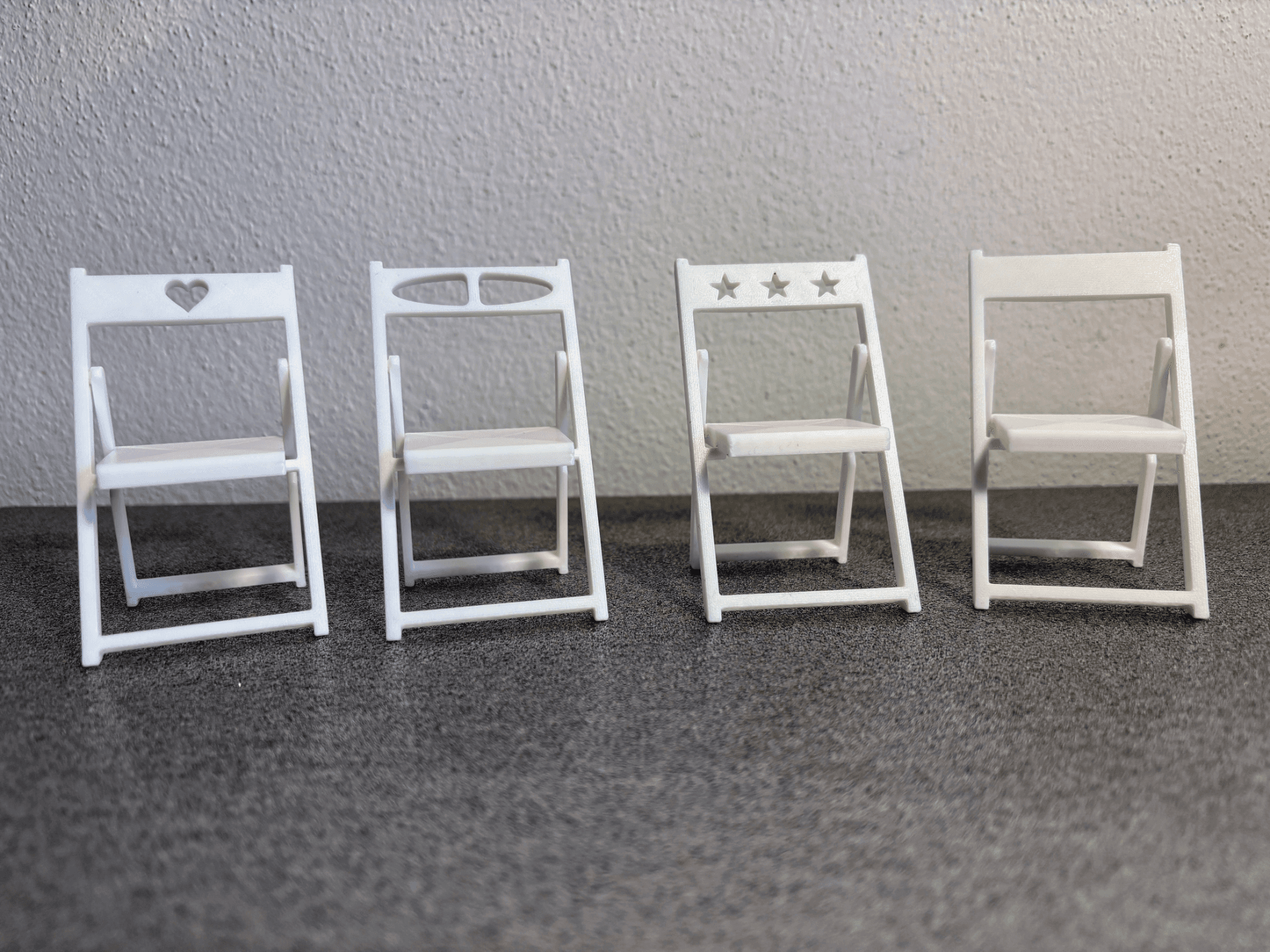 Folding Chair – Dollhouse Furniture Miniature