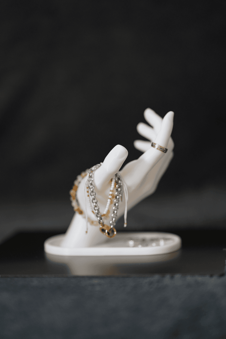 Hand Jewellery Holder – Realistic Ring Stand
