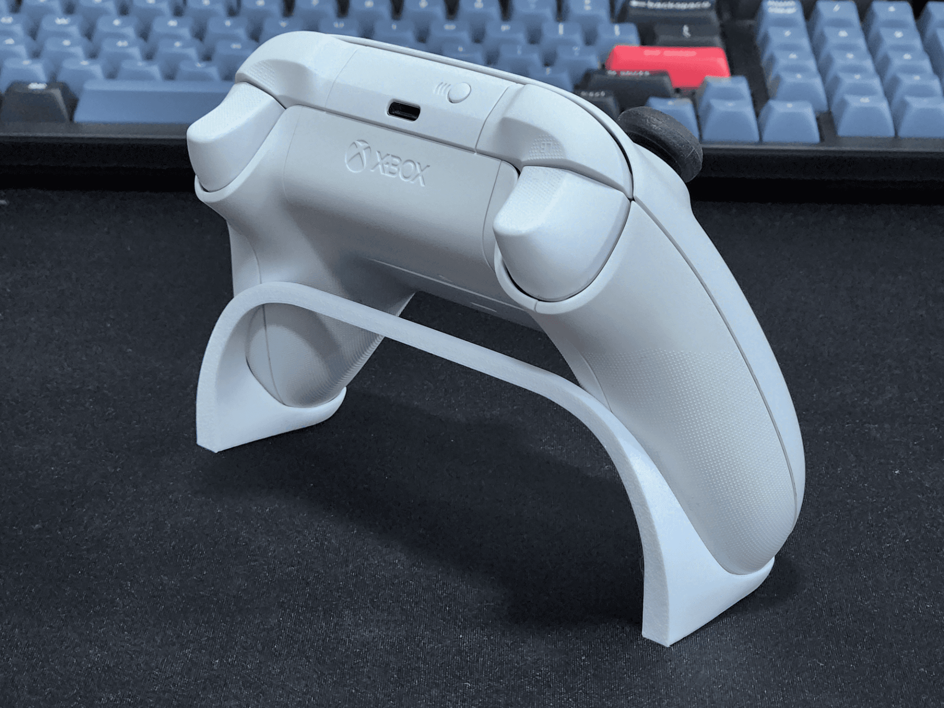 Invisible Controller Stand – Floating Display Holder