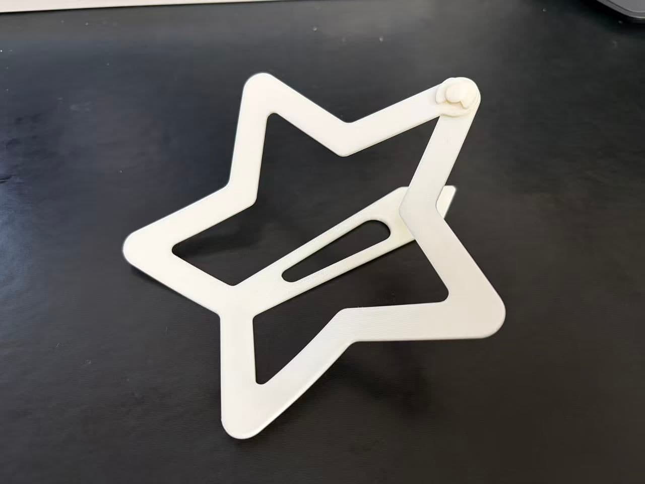 Oversized Star Clip – Statement Hair Accessory